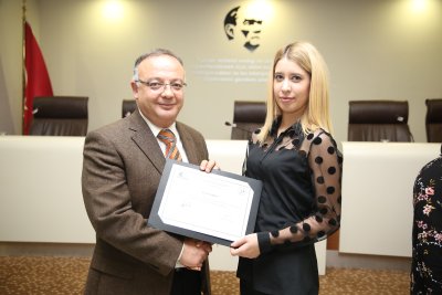 GİRİŞİMCİ ADAYLARI SERTİFİKALARINI TÖRENLE ALDILAR