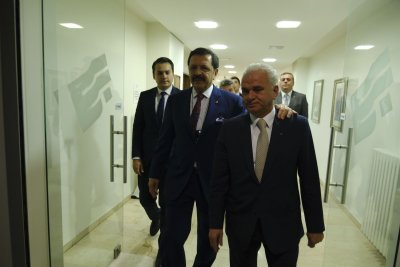 GÜLER’E İLK TEBRİK ZİYARETİ TOBB BAŞKANI HİSARCIKLIOĞLU’NDAN