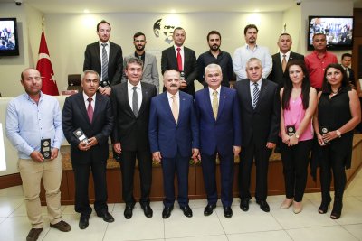 VALİ ÇAKACAK MECLİS TOPLANTISINA KONUK OLDU