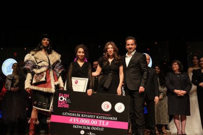 FASHİON ESKİŞEHİR MODA DÜNYASINI BÜYÜLEDİ