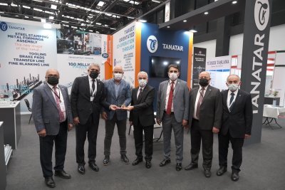 FUARDA STANT AÇAN ESKİŞEHİRLİ FİRMALARA TEŞEKKÜR PLAKETİ