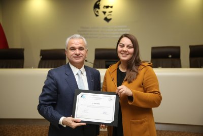 GİRİŞİMCİ ADAYLARI SERTİFİKALARINI TÖRENLE ALDILAR