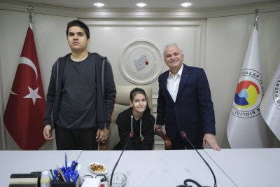 ETO BAŞKANI GÜLER ÖZEL GEREKSİNİMLİ ÖĞRENCİLERİ KONUK ETTİ