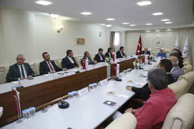 İYİ PARTİ EKONOMİYİ ETO’DAN DİNLEDİ