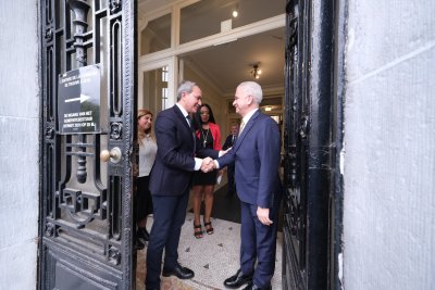 GÜLER, BRÜKSEL BÜYÜKELÇİLİĞİNDE VE BELEDİYEDE DİSCOVER ESKİŞEHİR’İ ANLATTI