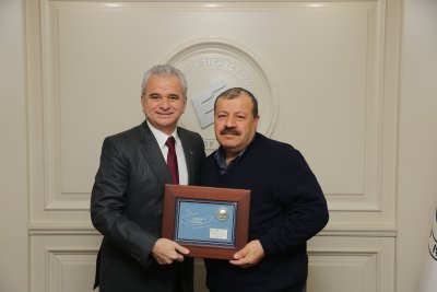 SANAYİ SİTESİNİN DUAYENLERİNE VEFA PLAKETİ