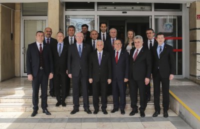 ETO HEYETİ ODUNPAZARI BELEDİYE BAŞKANI KURT’U TEBRİK ETTİ