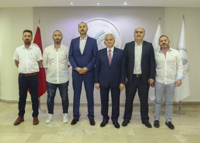 GÜLER’DEN ESKİŞEHİRSPOR’A ANLAMLI DESTEK