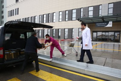 ETO'DAN SAĞLIK PERSONELİNE TATLI SURPRİZ