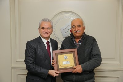 SANAYİ SİTESİNİN DUAYENLERİNE VEFA PLAKETİ