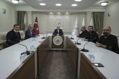 MEDİKAL SEKTÖRÜ KAMU ALACAKLARINI TAHSİL EDEMEMEKTEN ŞİKAYETÇİ