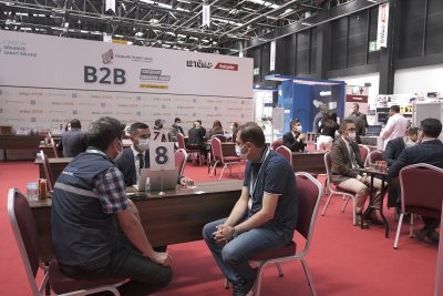 İKİLİ İŞ GÖRÜŞMELERİ YOĞUN İLGİYLE SONA ERDİ