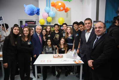 GÜLER GELECEĞİN GİRİŞİMCİLERİYLE TECRÜBELERİNİ PAYLAŞTI