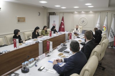 İÇ ANADOLU KADIN GİRİŞİMCİLER KURULU BAŞKANLARI ESKİŞEHİR’DE TOPLANDI