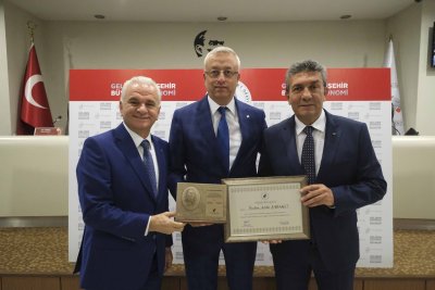 MUSTAFA ÇEKİÇ’İN ADI ETO MECLİS SALONUNDA YAŞAYACAK