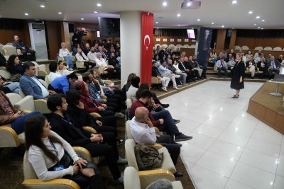 ETO’NUN GAYRİMENKUL SEKTÖRÜNDEKİ ÜYELERİNE MARKA OLMANIN YOLLARI ANLATILDI