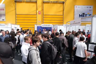 EFKM’DE MESLEKİ VE TEKNİK EĞİTİM, İSTİHDAM FUARI HEYECANI