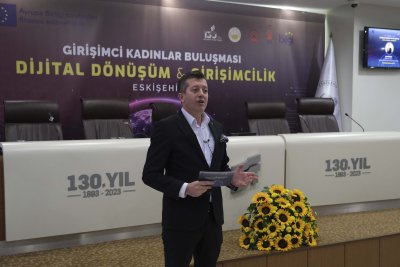 ESKİŞEHİR AB BİLGİ MERKEZİ KADIN GİRİŞİMCİLERİ DİJİTAL DÖNÜŞÜM İÇİN BULUŞTURDU