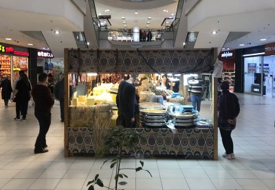 GÜLER’DEN ESPARK AVM YÖNETİMİNE SERT TEPKİ