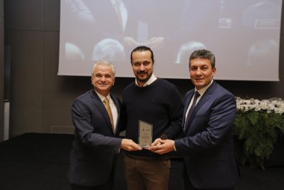 FUAR KONGRE MERKEZİNE EMEĞİ GEÇENLERE TEŞEKKÜR PLAKETİ