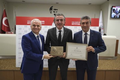 MUSTAFA ÇEKİÇ’İN ADI ETO MECLİS SALONUNDA YAŞAYACAK