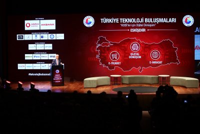 TÜRKİYE TEKNOLOJİ BULUŞMALARI VEHBİ KOÇ KONGRE MERKEZİ'NDE YAPILDI