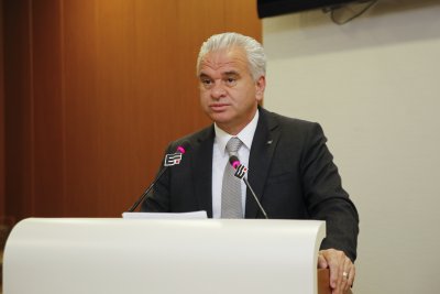 ESKİŞEHİR’DE YURTİÇİ UÇAK SEFERLERİ BAŞLAMALI