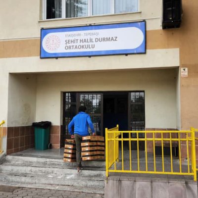 ETO 600 ÖĞRENCİYE KIŞLIK AYAKKABI YARDIMI YAPTI