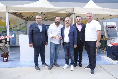 TARIM FUARINDA STAND AÇAN ÜYELERE TEŞEKKÜR PLAKETİ