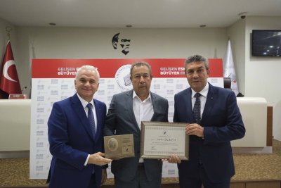 MUSTAFA ÇEKİÇ’İN ADI ETO MECLİS SALONUNDA YAŞAYACAK