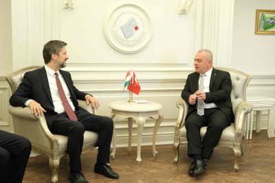 ESKİŞEHİR’İN İHRACATÇILARI ETO’DA MACARİSTAN HEYETİYLE BİR ARAYA GELDİ