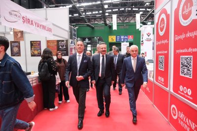 ESKİŞEHİR KİTAP FUARI TÖRENLE AÇILDI