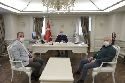 GÜLER'DEN "GELECEK İÇİN TARIM" VURGUSU