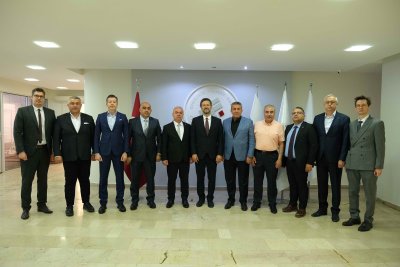 ESKİŞEHİR’İN İHRACATÇILARI ETO’DA MACARİSTAN HEYETİYLE BİR ARAYA GELDİ