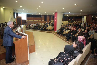 GİRİŞİMCİ ADAYLARI SERTİFİKALARINI TÖRENLE ALDILAR