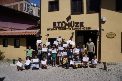 TEPEBAŞI ÇOCUK SANAT MERKEZİ ETOMÜZE’YE KONUK OLDU