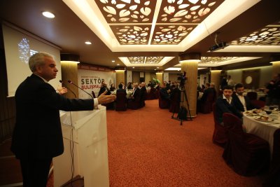 SAĞLIK HİZMETLERİ SEKTÖRÜ TOPLANTIDA BULUŞTU