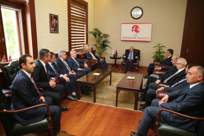 ETO HEYETİ VALİ ÇAKACAK İLE GÖRÜŞTÜ