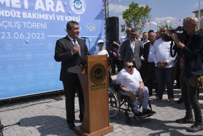 AHMET ARA ENGELSİZ GÜNDÜZ BAKIMEVİ VE KREŞİ AÇILDI