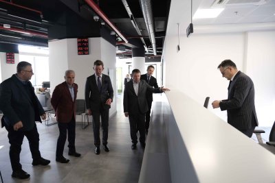 YENİ HİZMET BİNASINDA İLK İŞLEM YAPILDI