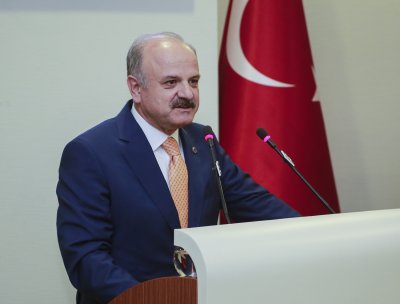 VALİ ÇAKACAK MECLİS TOPLANTISINA KONUK OLDU