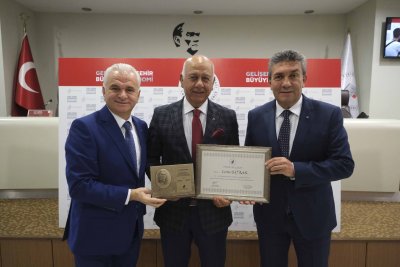 MUSTAFA ÇEKİÇ’İN ADI ETO MECLİS SALONUNDA YAŞAYACAK