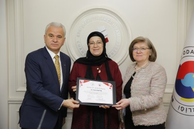 ETO ÜYESİ GELİNLİKÇİLERE SERTİFİKA