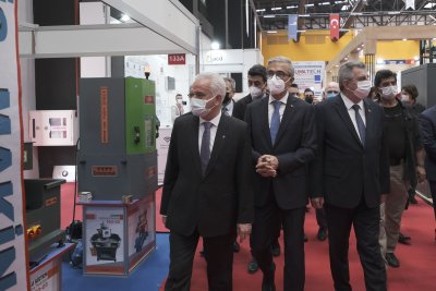 ESKİŞEHİR ENDÜSTRİ FUARI TÖRENLE AÇILDI