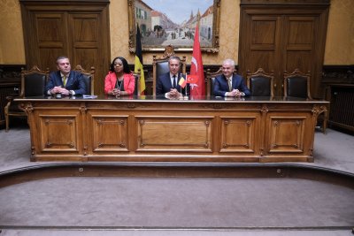 GÜLER, BRÜKSEL BÜYÜKELÇİLİĞİNDE VE BELEDİYEDE DİSCOVER ESKİŞEHİR’İ ANLATTI