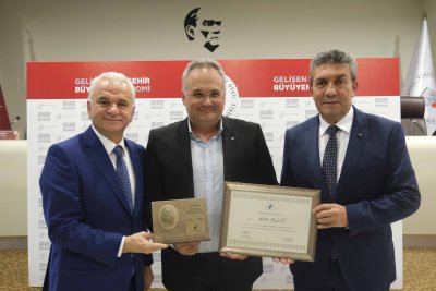 MUSTAFA ÇEKİÇ’İN ADI ETO MECLİS SALONUNDA YAŞAYACAK