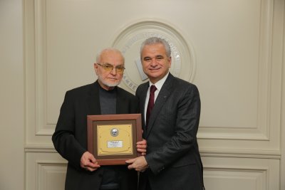 SANAYİ SİTESİNİN DUAYENLERİNE VEFA PLAKETİ