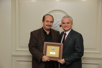 SANAYİ SİTESİNİN DUAYENLERİNE VEFA PLAKETİ